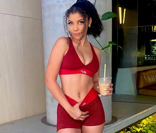 sports bra, sports bra for big busted women, supportive bras for large breasts, padded sports bra, compression sports bra, breathable gym bra, medium support sports bra, lounge sports bra, stretch sports bra, quick dry sports bra, everyday sports bra