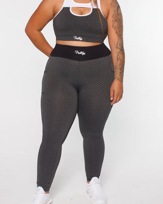 phone pocket leggings, high waisted gym leggings, supportive workout leggings, fitness leggings for women, breathable training leggings, shaping leggings women