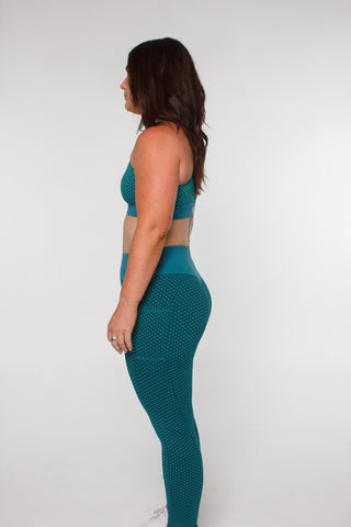 phone pocket leggings, high waisted gym leggings, supportive workout leggings, fitness leggings for women, breathable training leggings, shaping leggings women