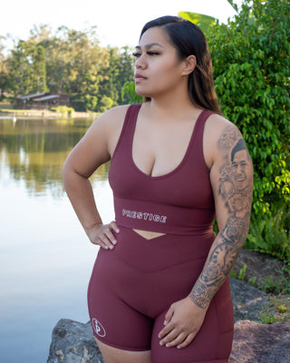 ribbed cropped top, workout crop top, contour cropped top, women’s activewear top, gym crop top