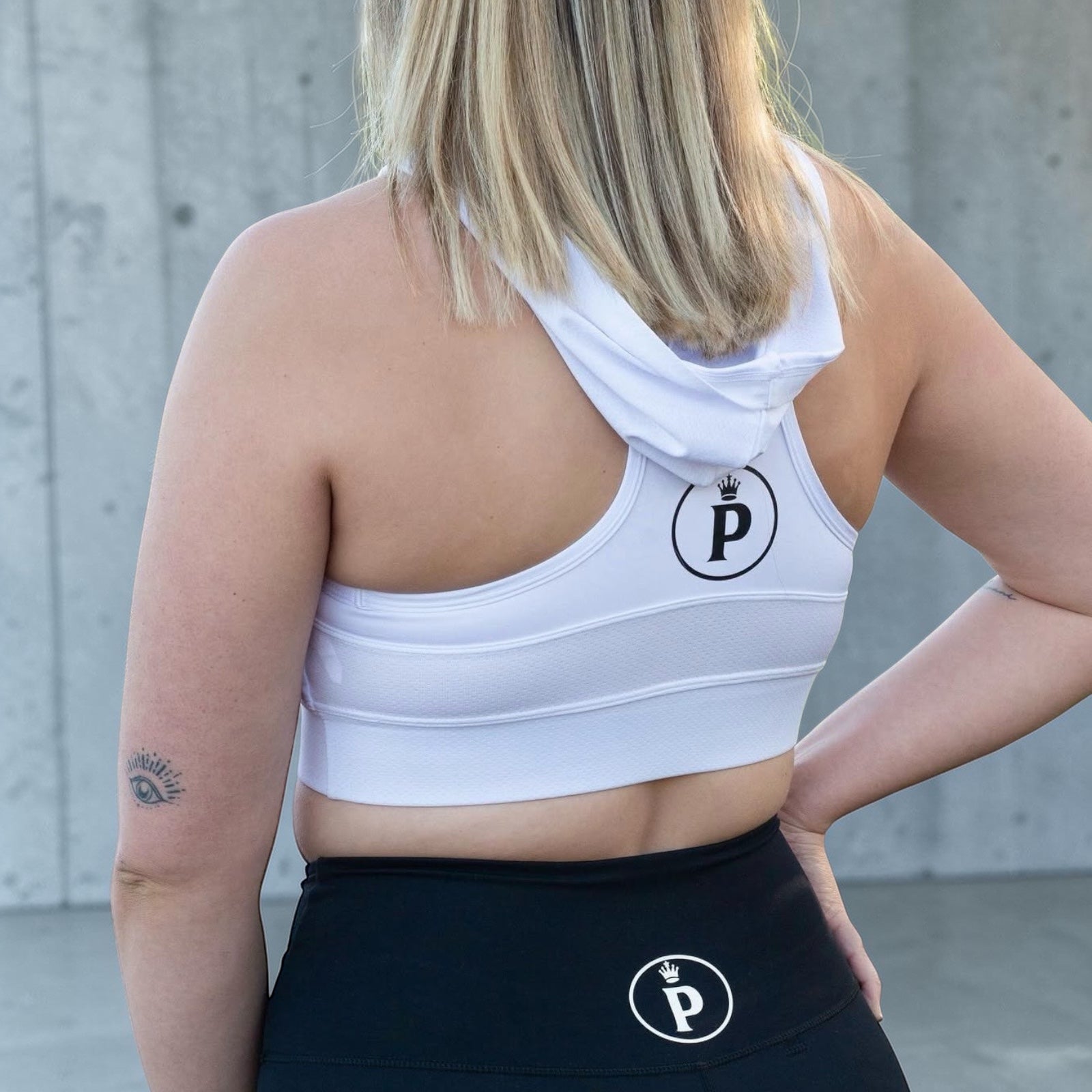 Hood sports bra